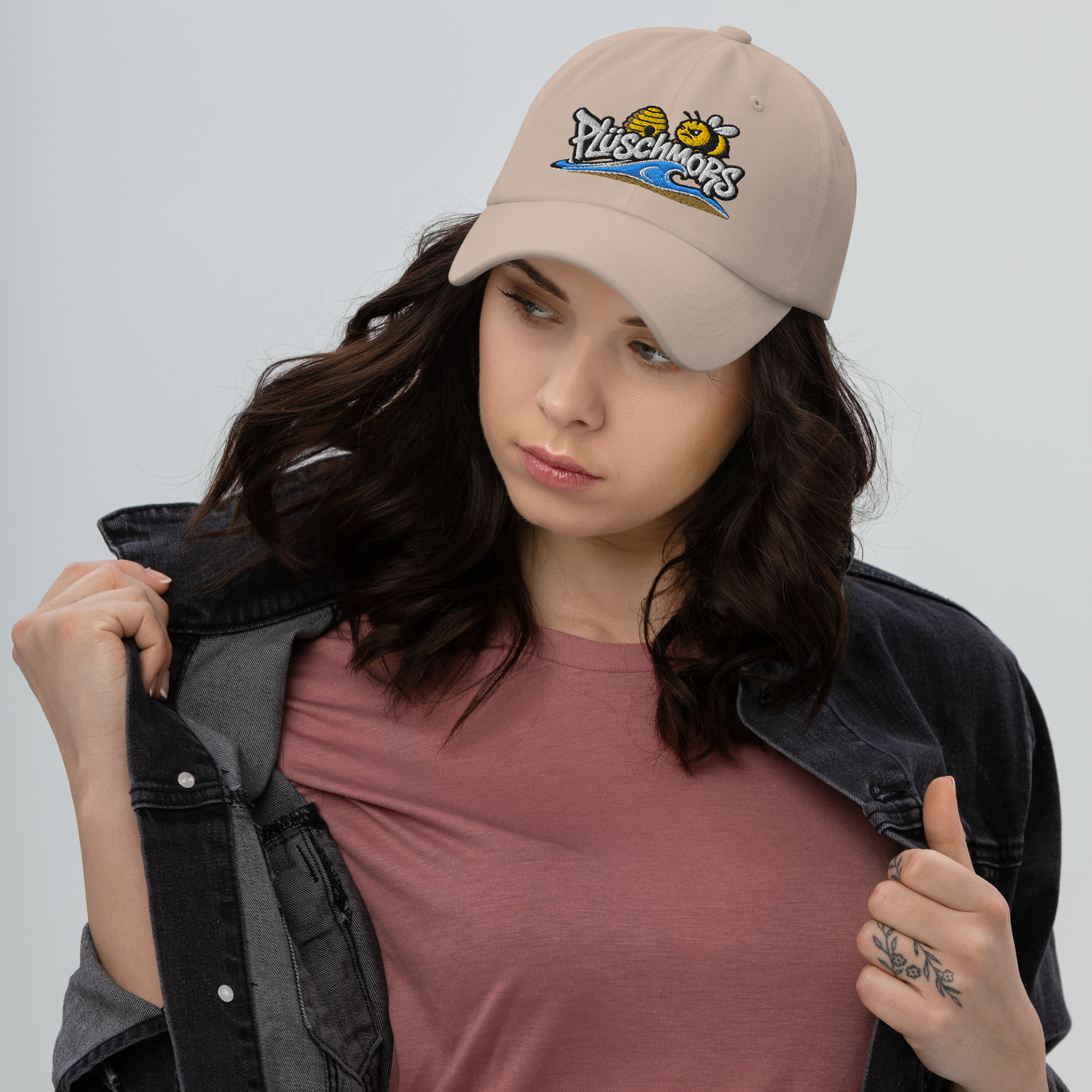 Dad hat "Plüschmors" gestickt