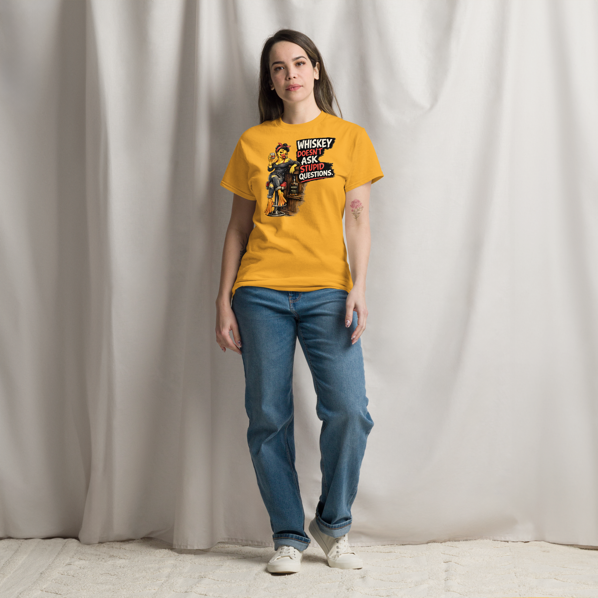 Unisex T-Shirt "Whiskey doesn't..." gedruckt